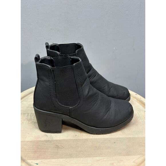 Krush Boots Womens Size 8 Black Faux‎ Leather Chelsea Block Heel Round Toe Ankle - Picture 3 of 10